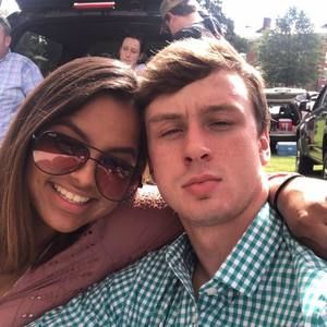 Meet your Posher, Zachary